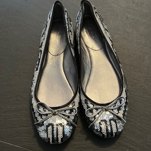 Coach silver sequin ballet flats size 7b - Picture 1 of 9
